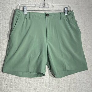 Chubbies
Chubbies The Basils Everywear Performance Short Sz small